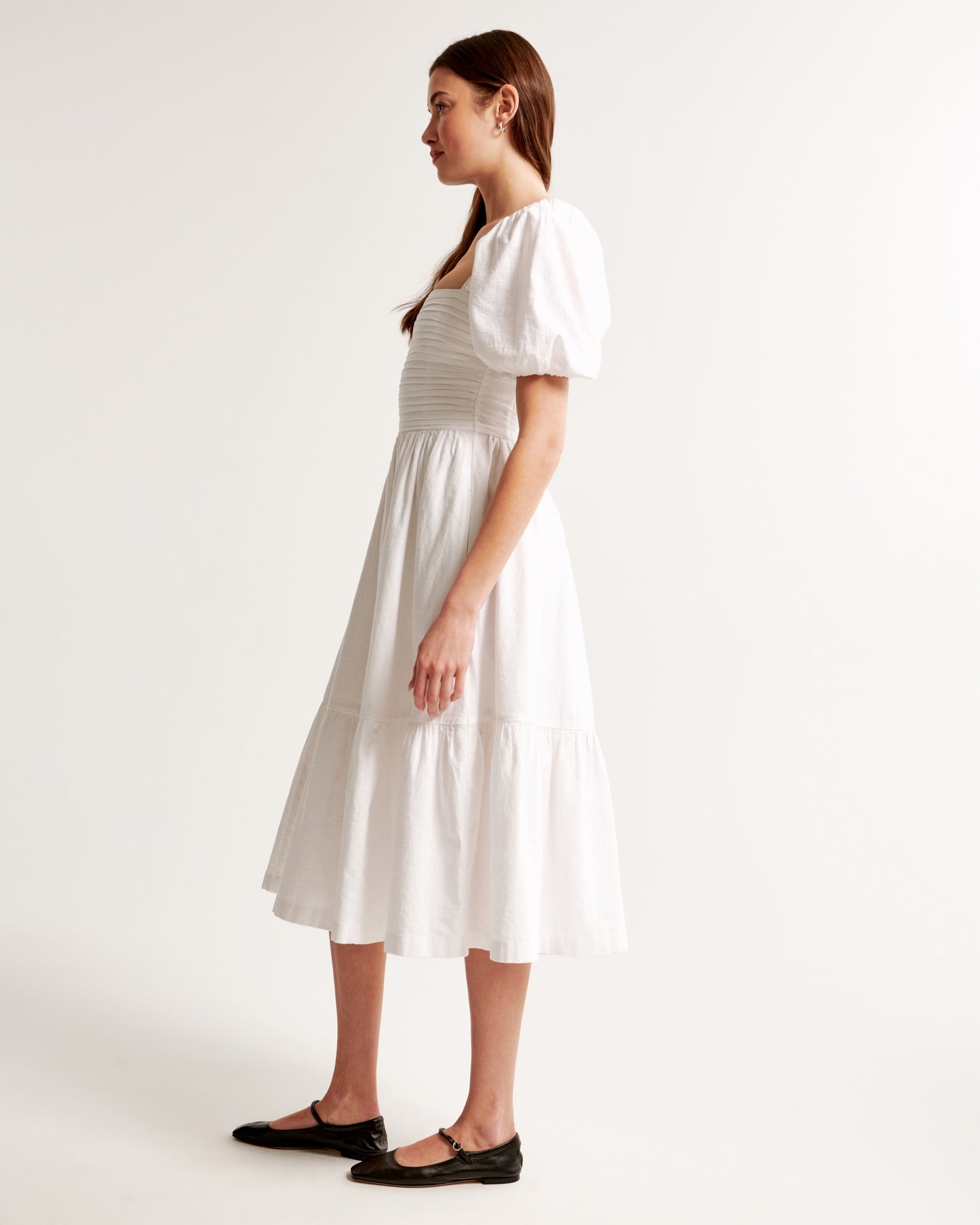 The A&F Emerson Linen-Blend Puff Sleeve Midi Dress