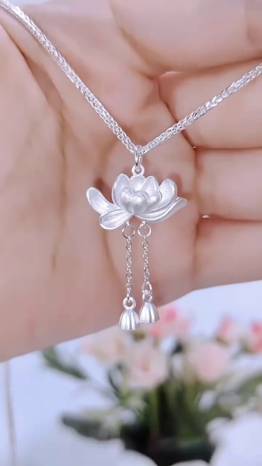 Silver Lotus Pendant