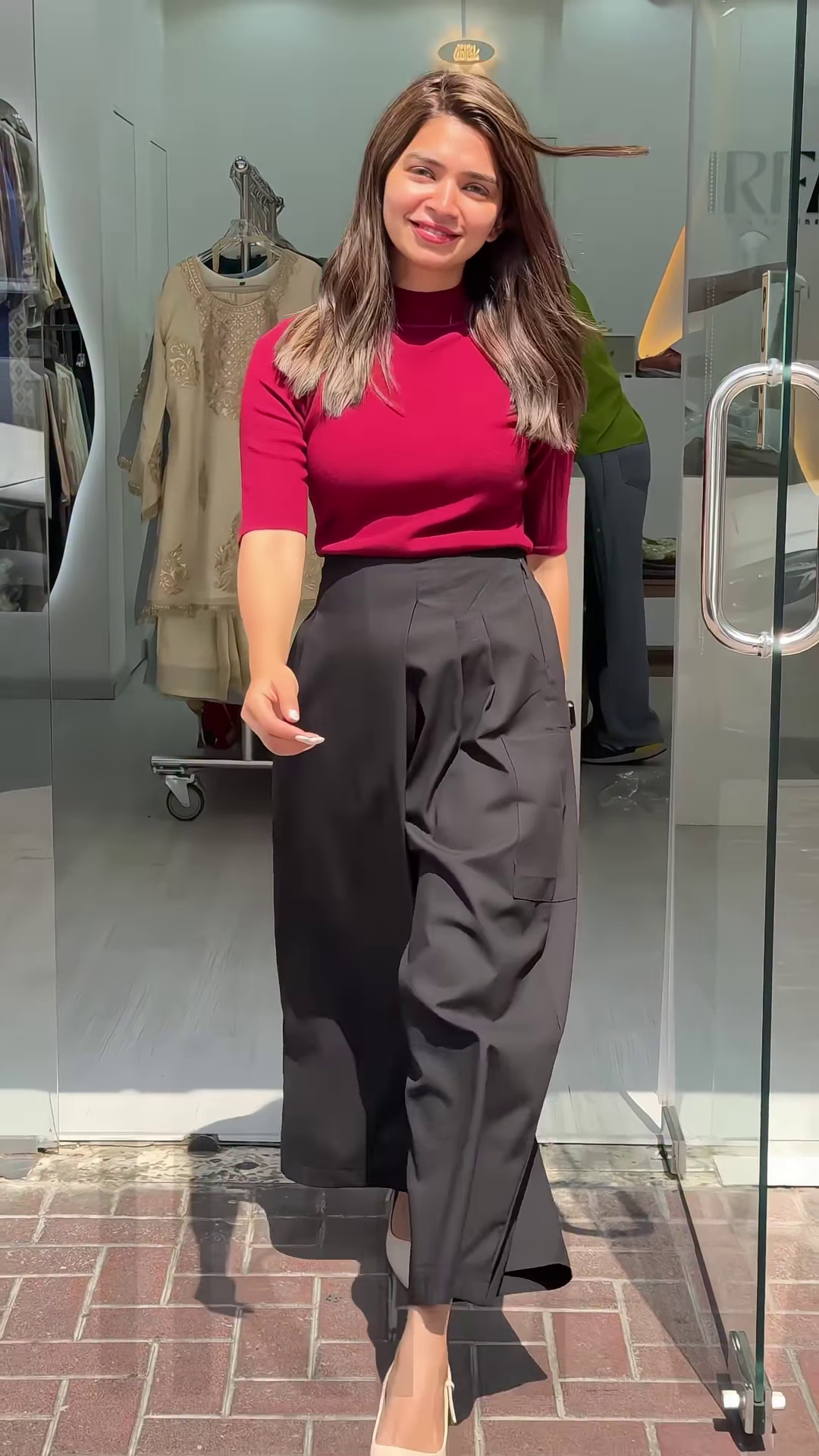 Women’s Mustard Short Sleeve T-Shirt with White Wide-Leg Pants – Minimalist Streetwear Look - Image 5