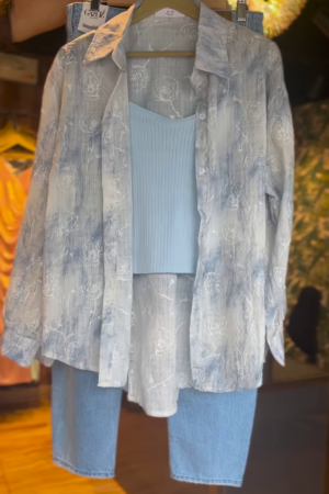 Women’s Light Blue Ribbed Tank Top with Floral Sheer Shirt and Denim Bermuda Shorts – Layered Summer Streetwear Look