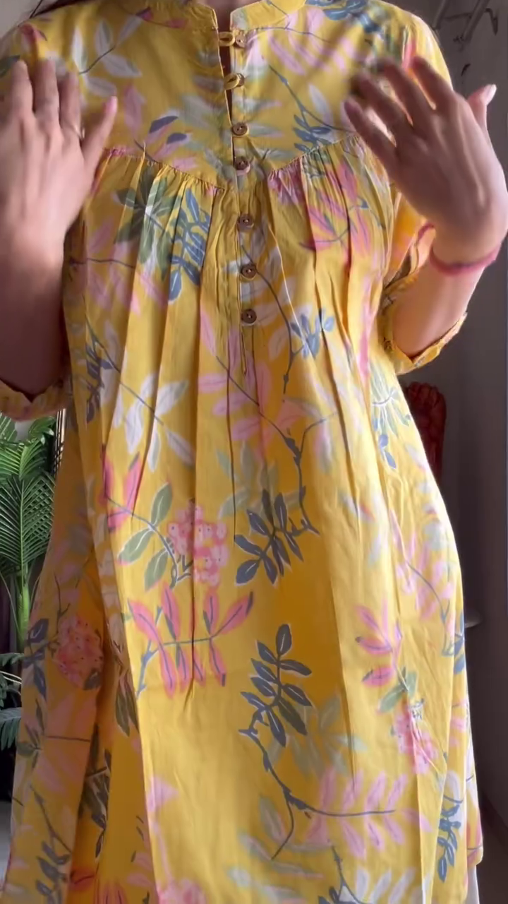 Pink Ikat Print Kurta with White Palazzo Pants - Image 3