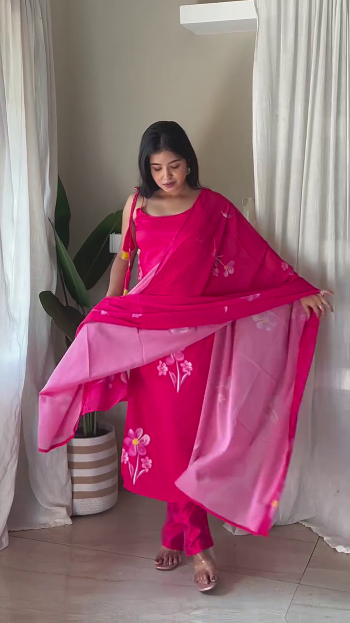 Blush Pink Floral Print Kurta Set with Dupatta - Image 2