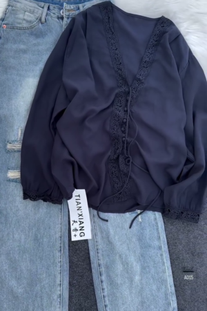 Women’s Elegant Black Lace Blouse with Light-Wash Distressed Jeans Set