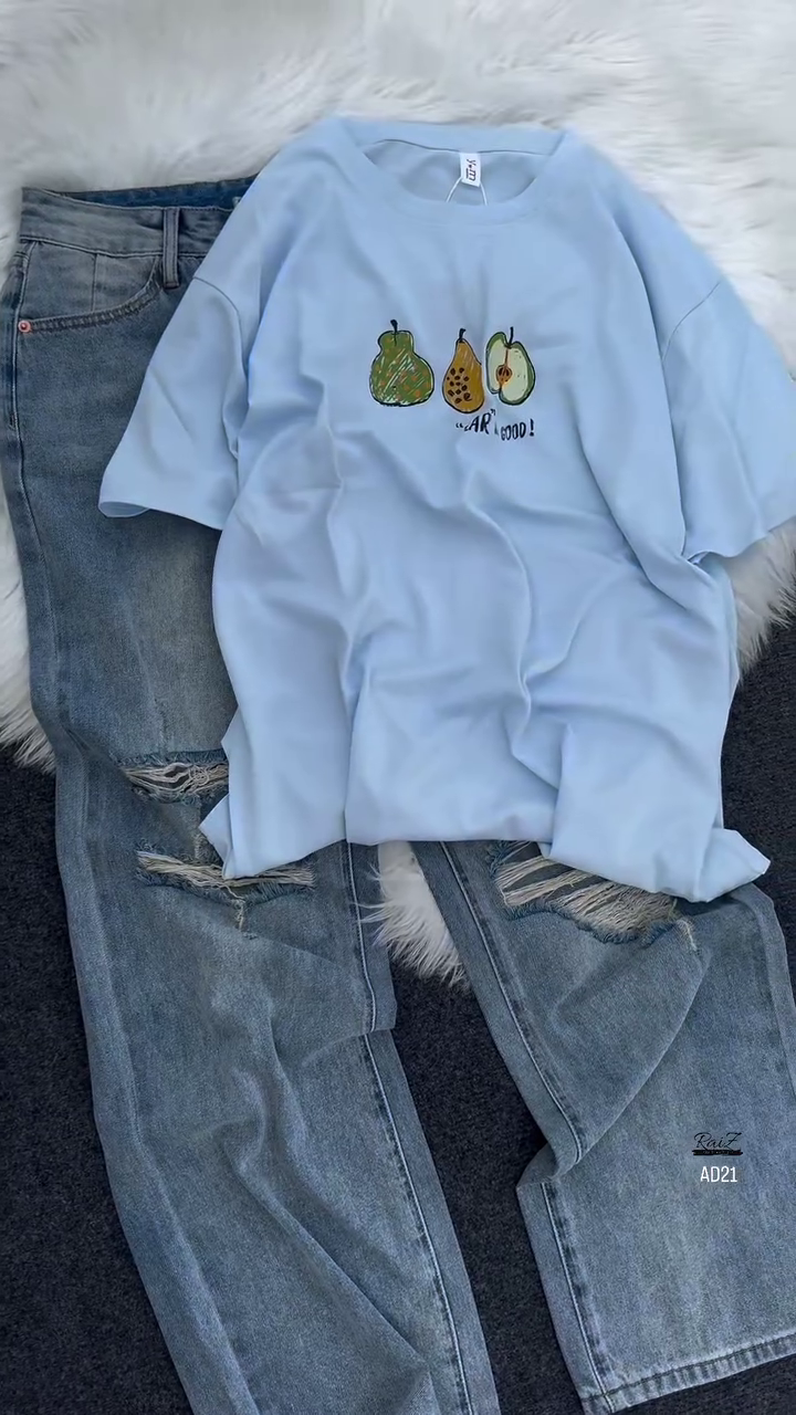 Unisex Graphic Pear Print Casual T-Shirt - Image 2