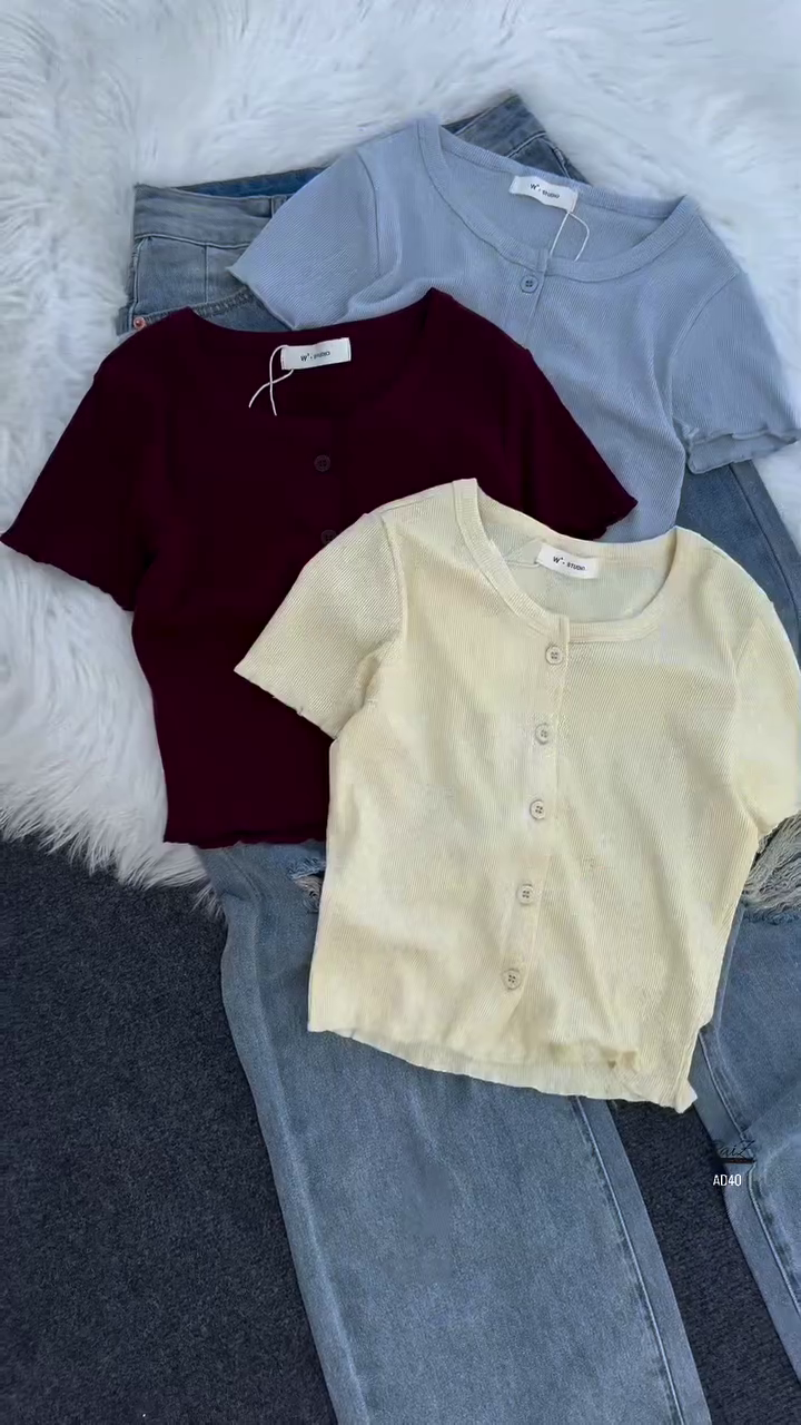 Women’s Short-Sleeve Button-Down Knit Cardigan Top