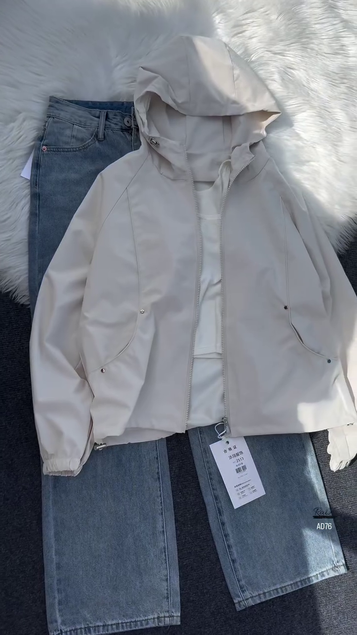 Casual Hooded Jacket & Denim Jeans Outfit Set