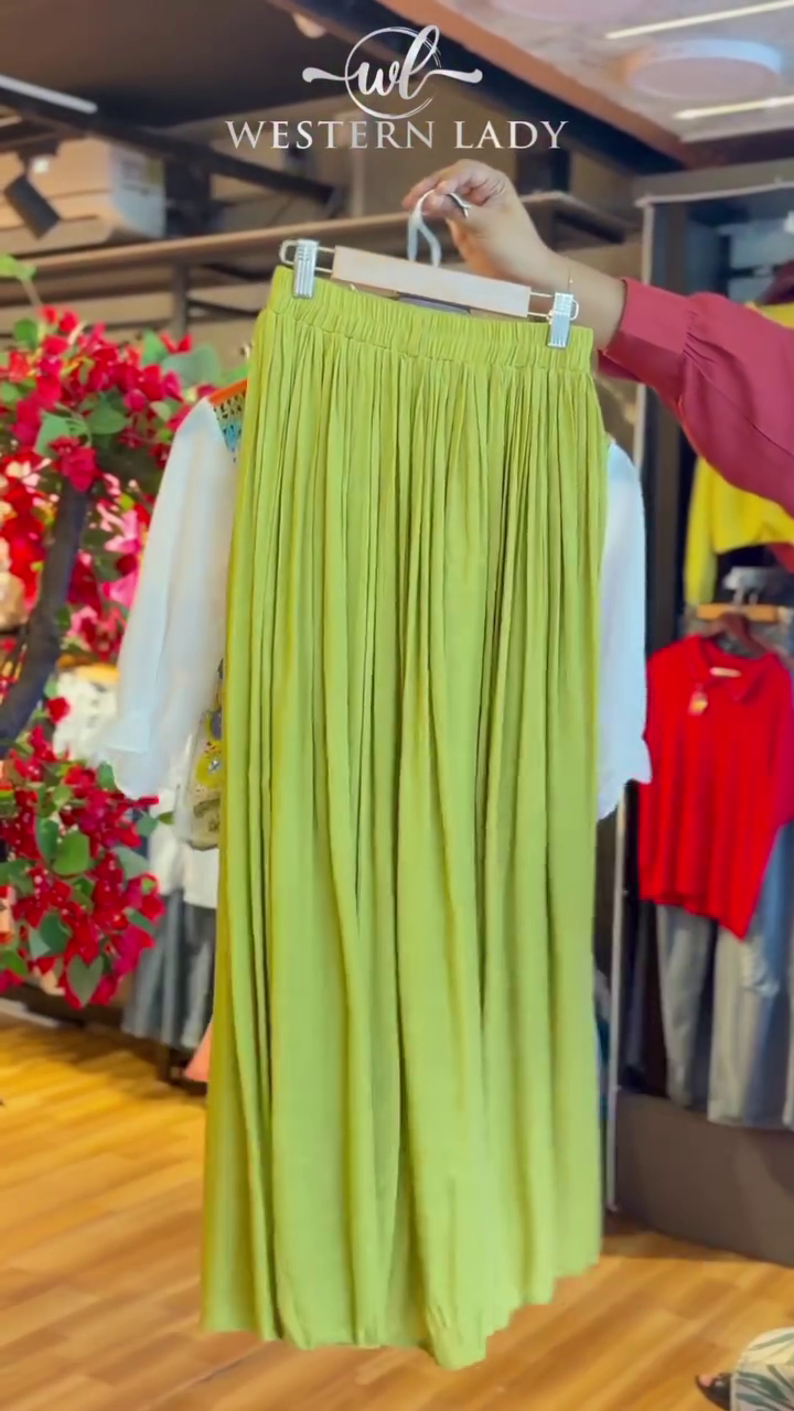 Crochet Vest in Multicolor & Pleated Skirt in Mint - Image 2