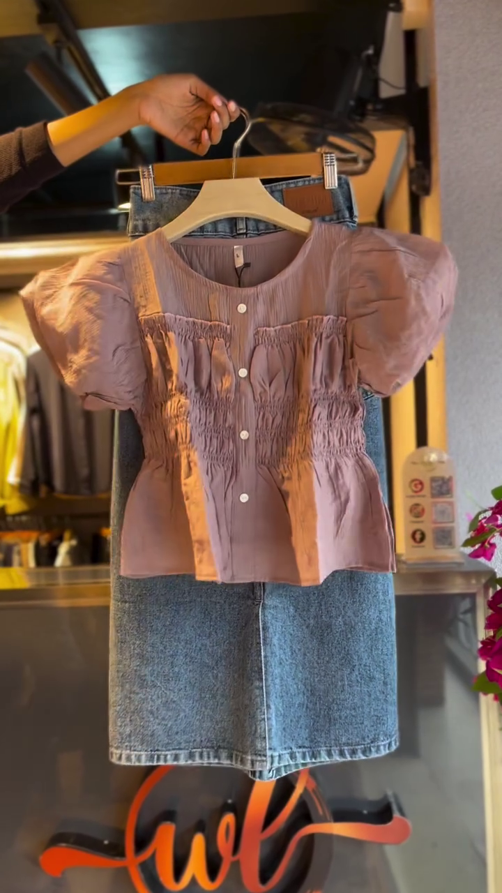 Ruched Blouse in Mauve & Denim Skirt in Medium Wash